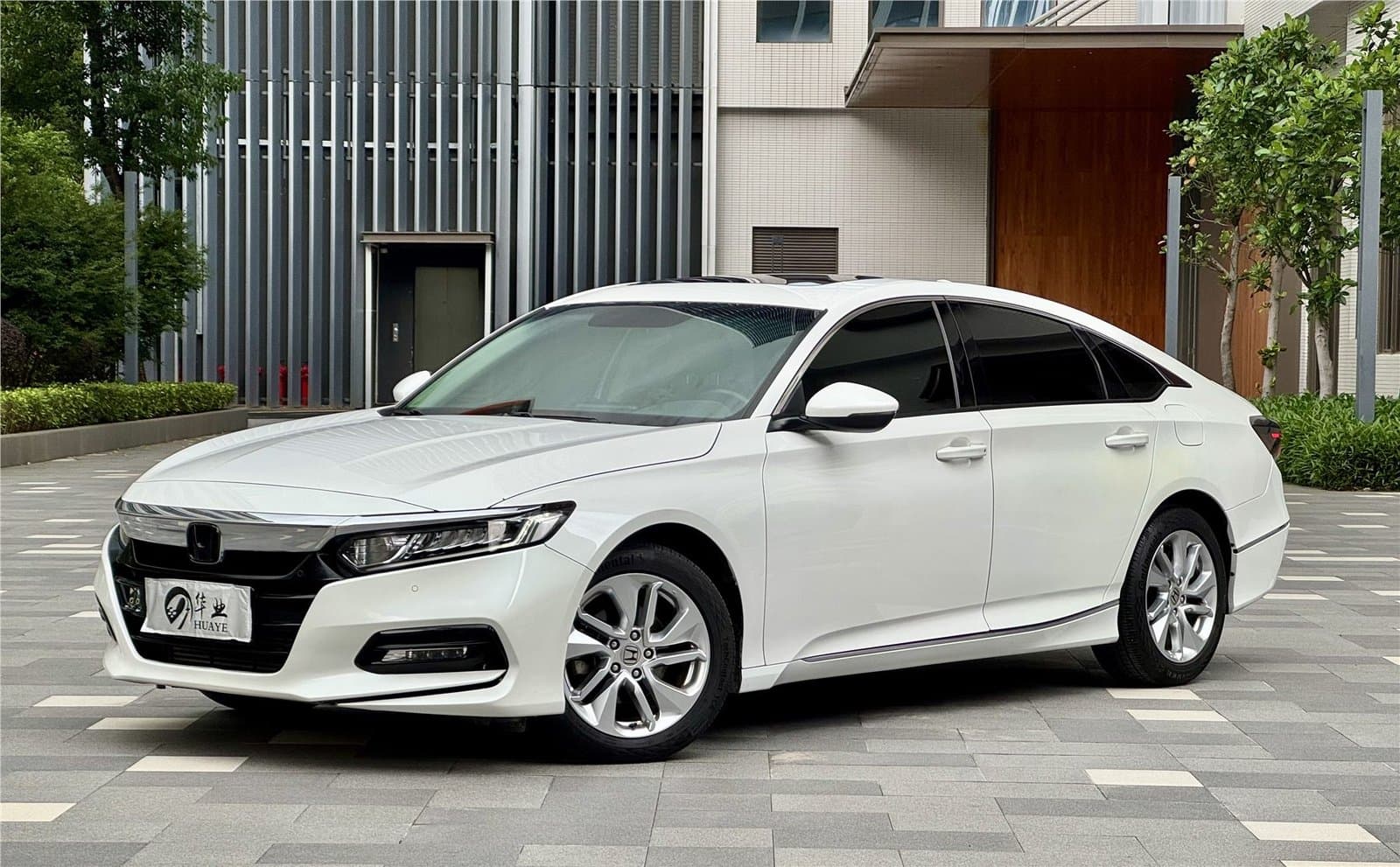 2018 Honda Accord 260TURBO Elite Edition China VI Used Car gallery