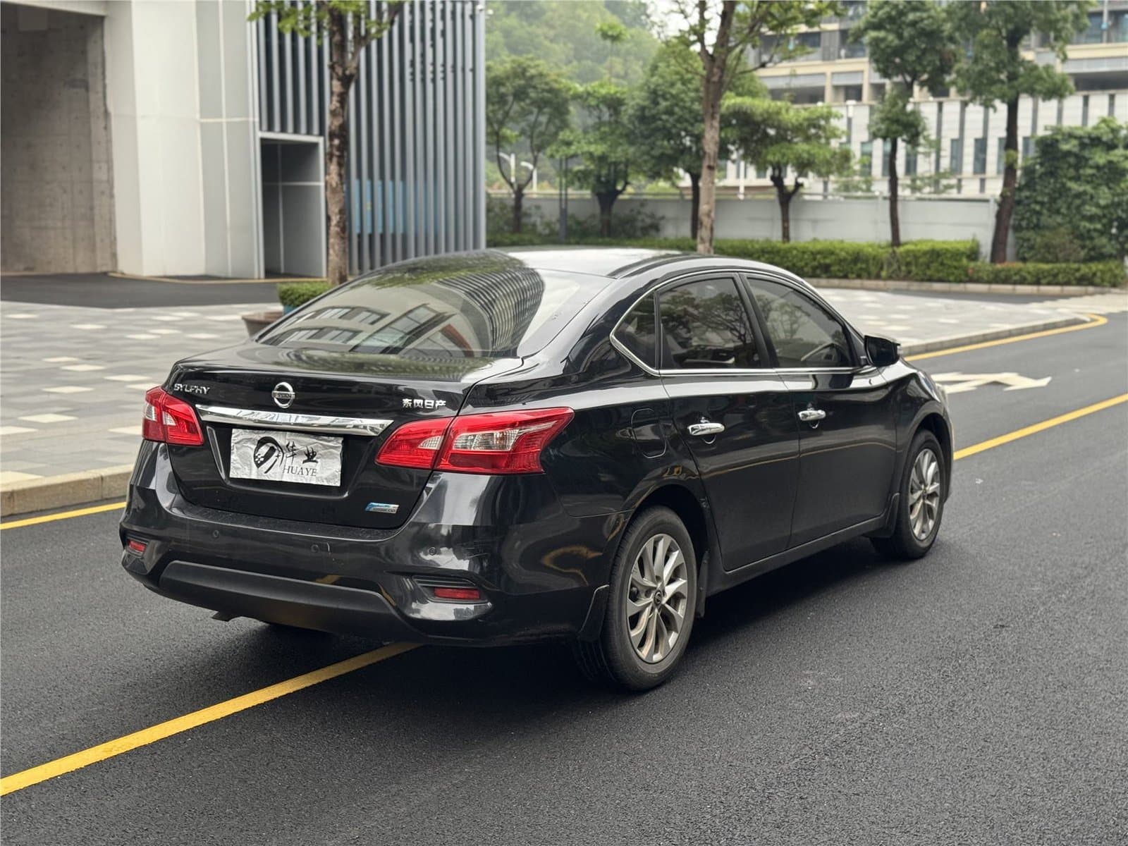 2016 Nissan Sylphy 1.6XL CVT Used Car gallery