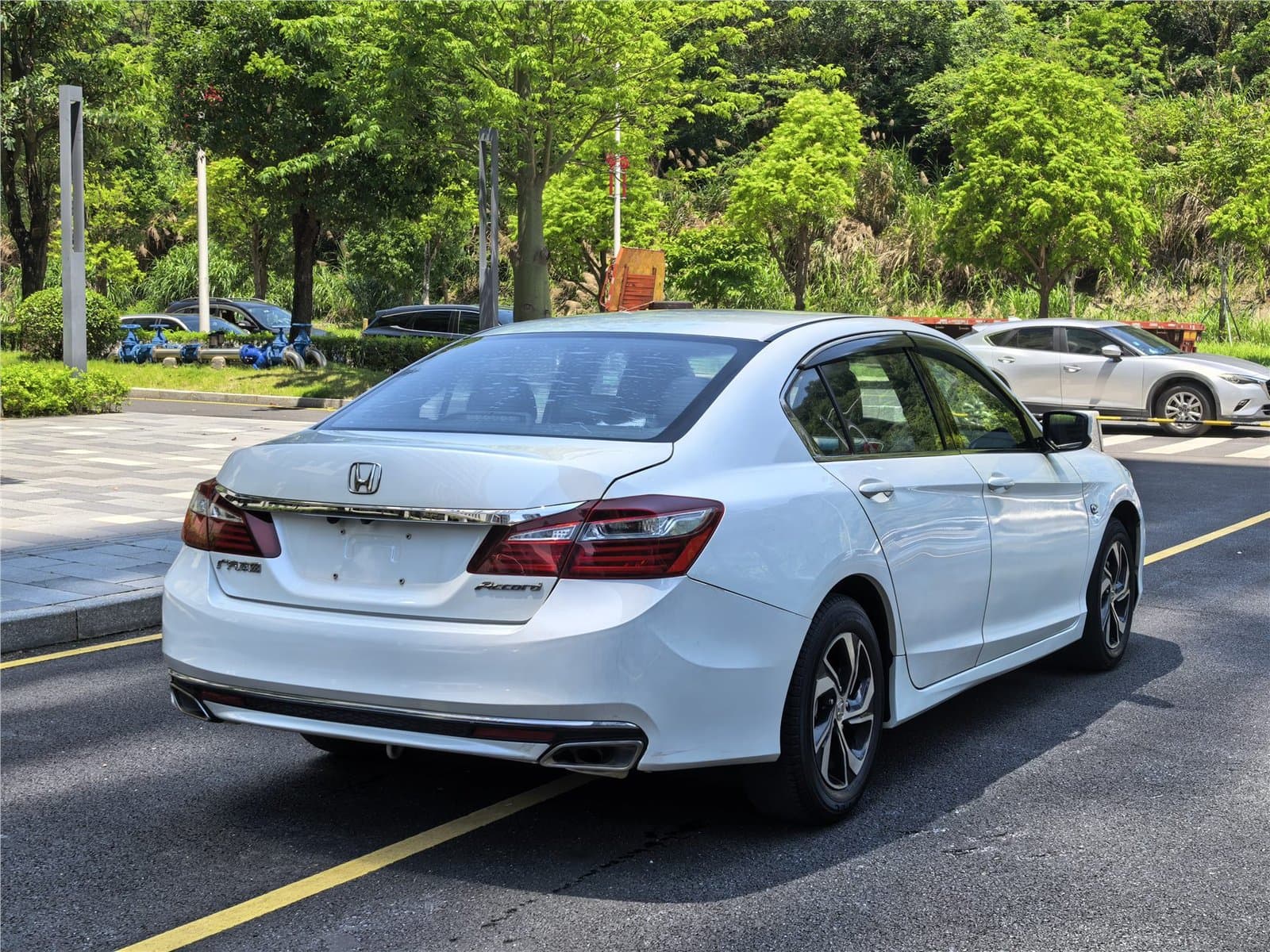 2016 Honda Accord 2.0L Elite Edition Used Car gallery
