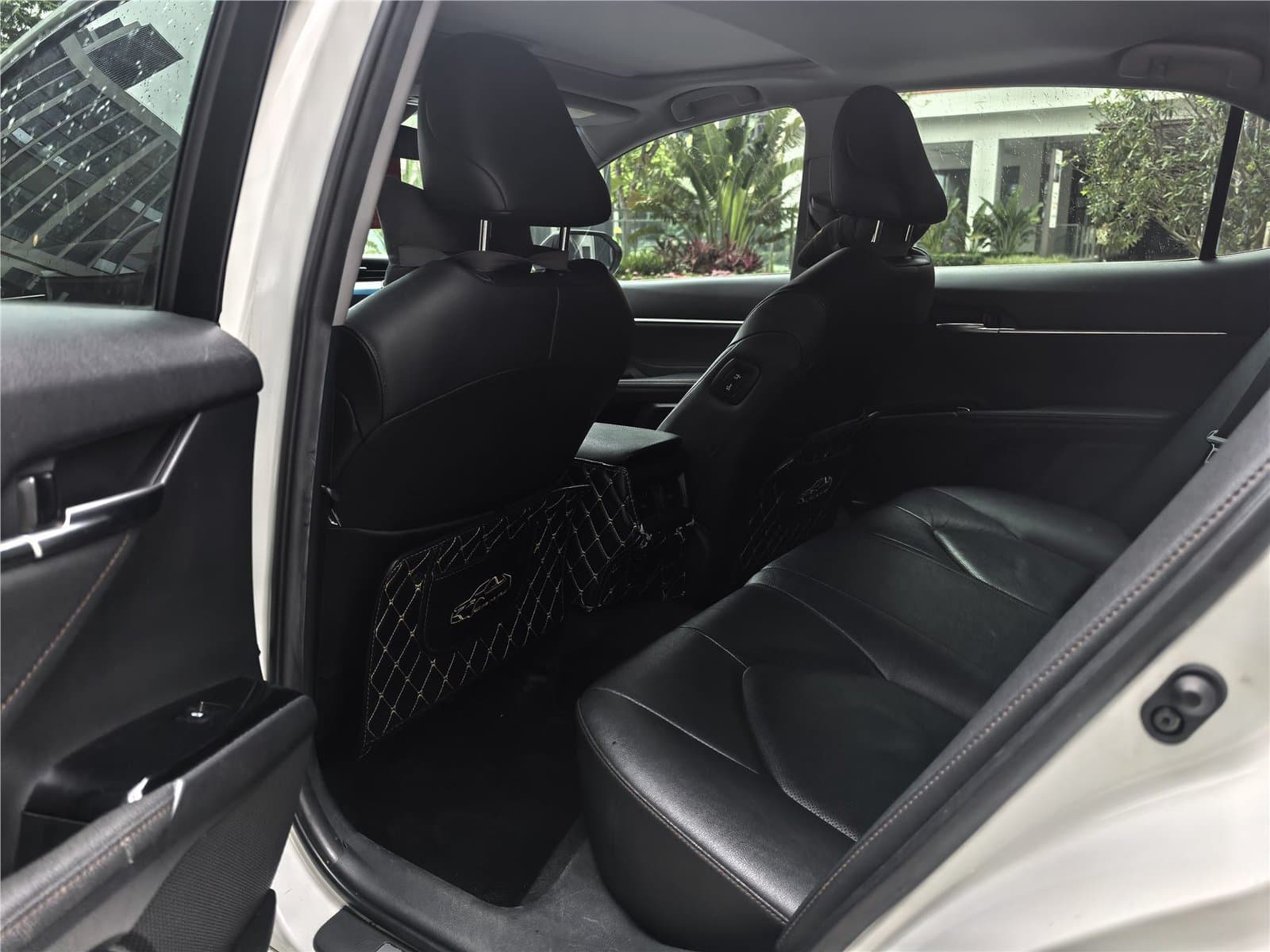 2019 Toyota Camry Facelift 2.0G Luxury Edition Used Car gallery
