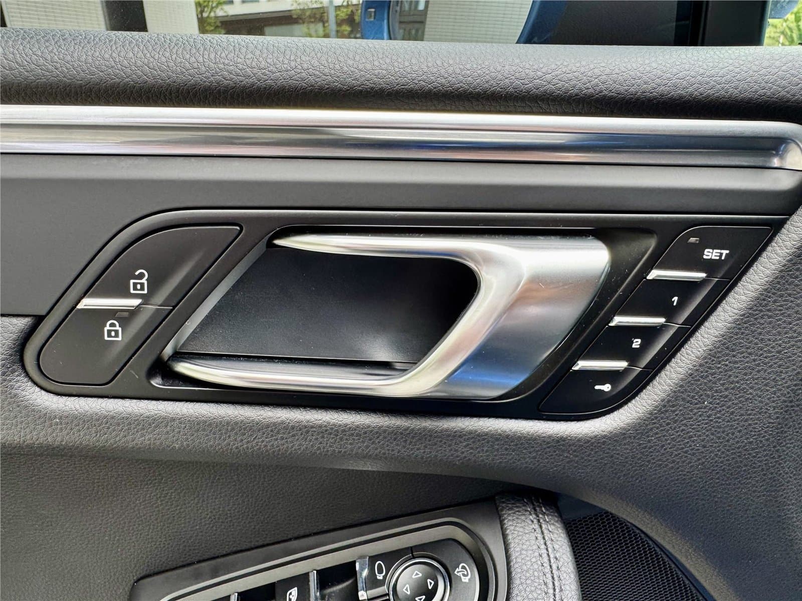 2021 Porsche Macan 2.0T Used Car gallery