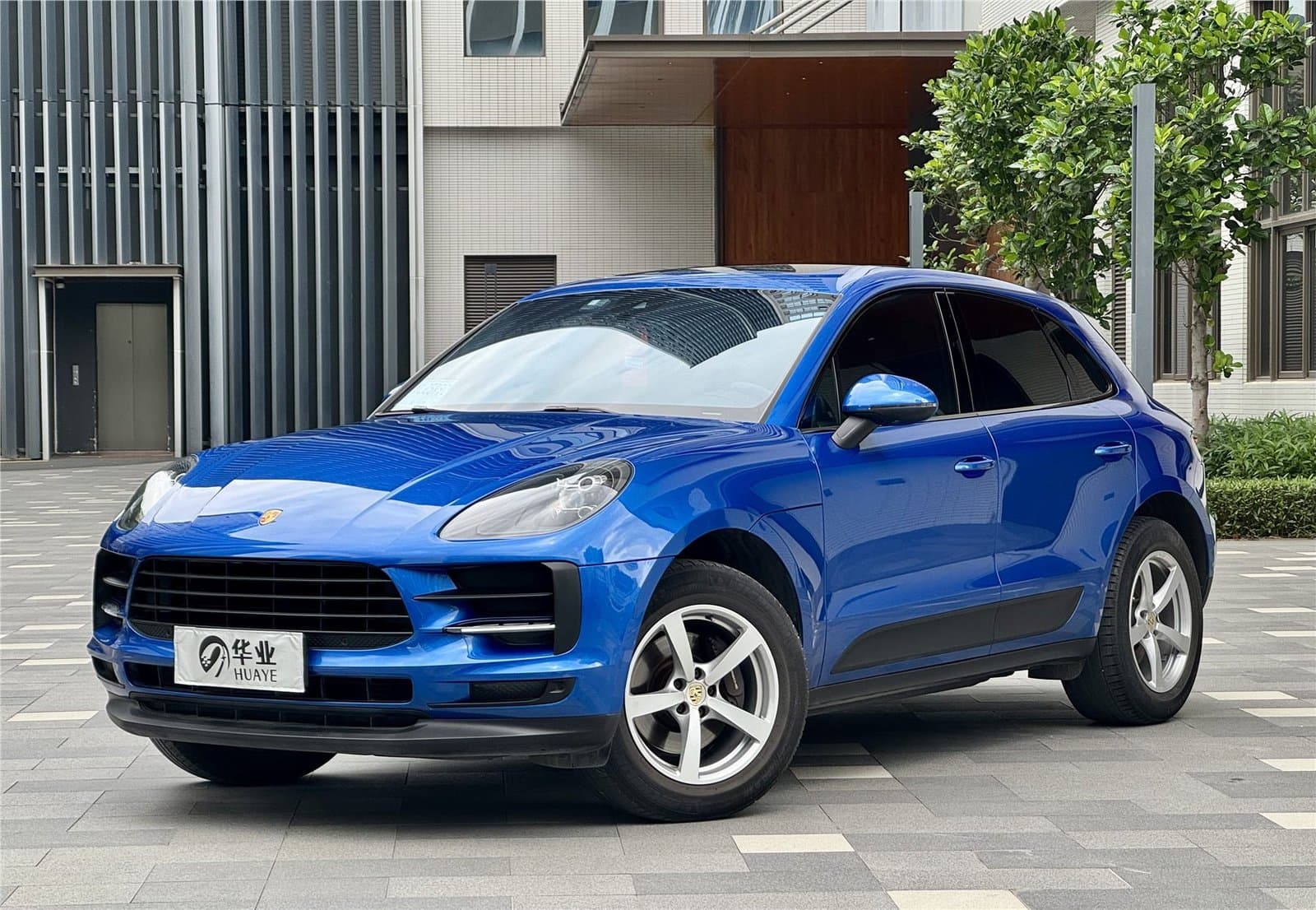 2021 Porsche Macan 2.0T Used Car gallery