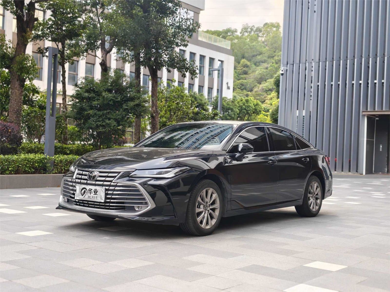 2024 Toyota Avalon 2.0L Used Car