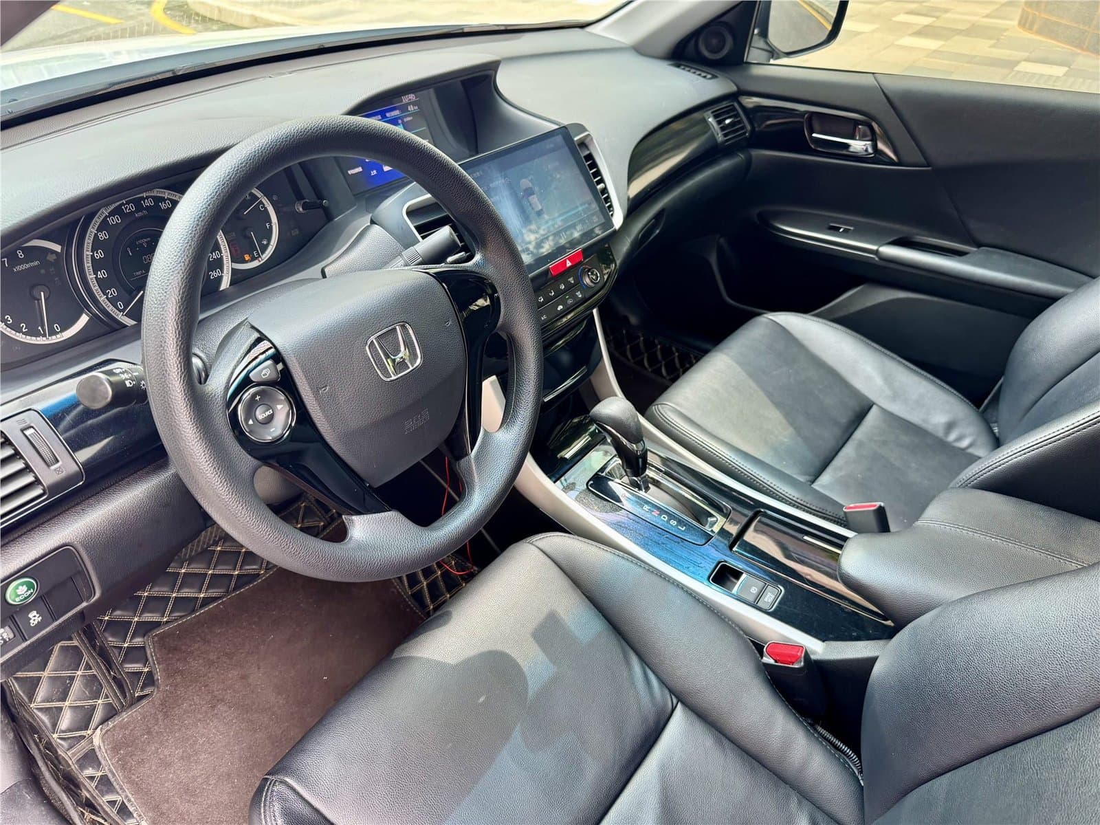 2016 Honda Accord 2.0L Comfort Edition Used Car gallery