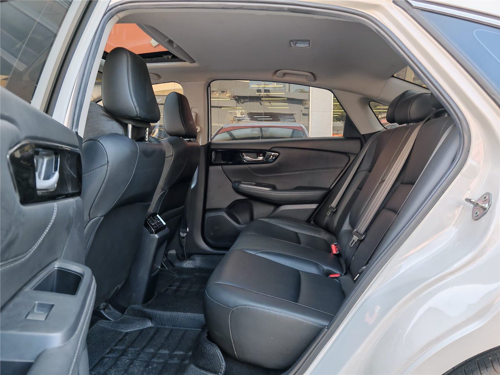 2019 Honda Envix 180TURBO CVT China VI Used Car gallery