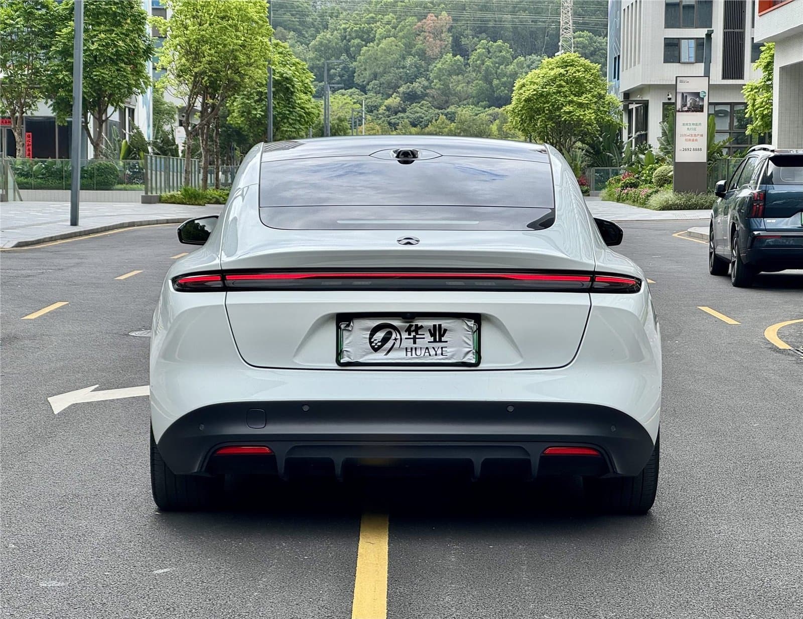 2022 NIO ET5 75kWh Used Car gallery