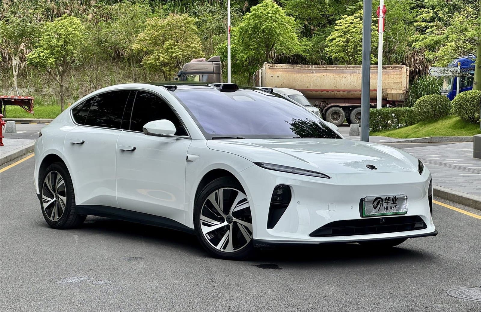 2022 NIO ET5 75kWh Used Car gallery