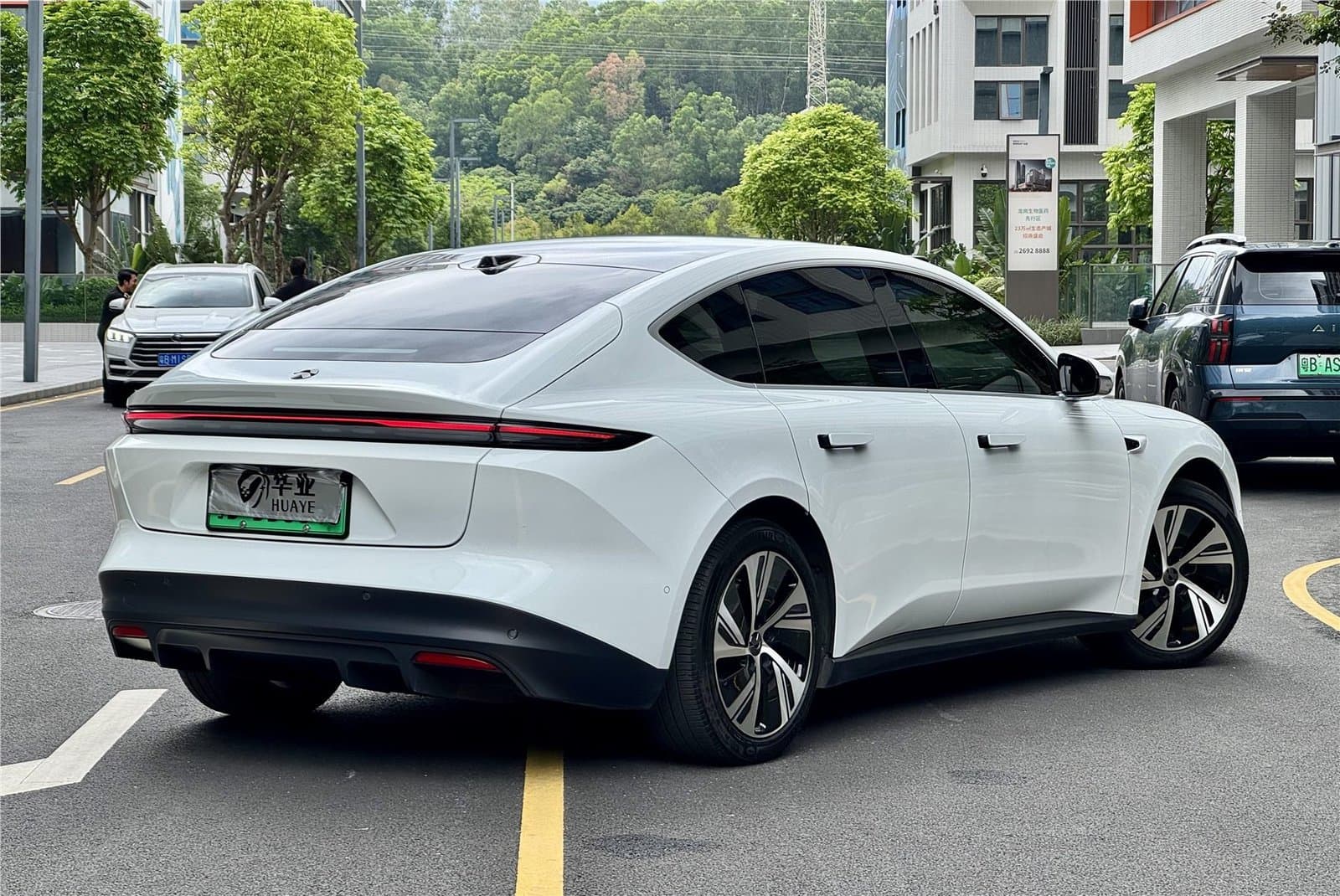 2022 NIO ET5 75kWh Used Car gallery